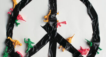 写真：「TOYs」2025年　AdobeIllustrator,Photoshop